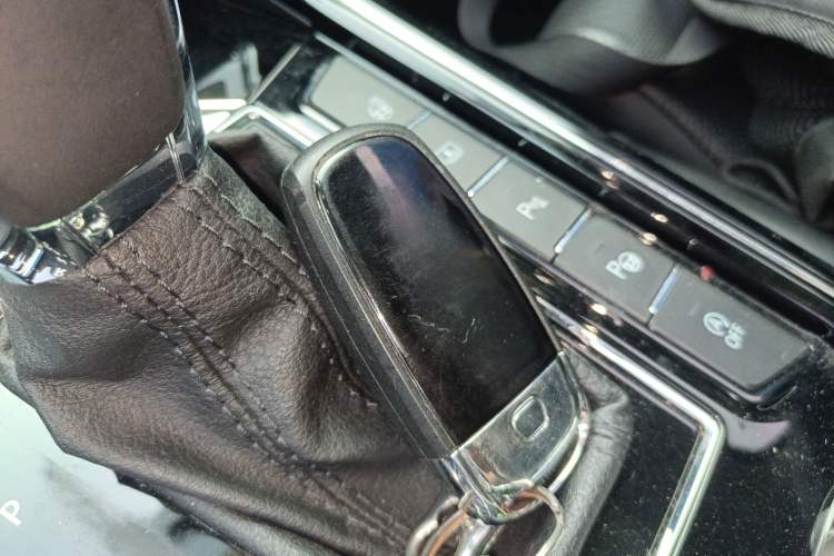 Used Volkswagen Phideon 2018 380TSI Two-Wheel-Drive Flagship Edition Interior 1