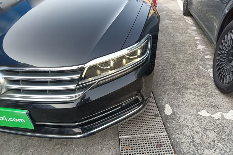 Used Volkswagen Phideon 2018 380TSI Two-Wheel-Drive Flagship Edition Left Front Headlight
