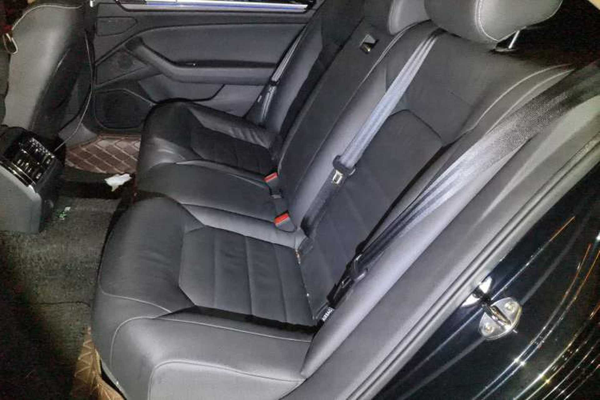 Used Volkswagen Phideon 2018 Revised Version 380TSI Two-Wheel Drive Business Edition Left Rear Seat