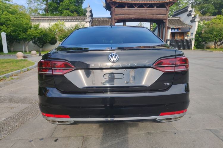 Used Volkswagen Phideon 2018 Revised Version 380TSI Two-Wheel Drive Business Edition Rear