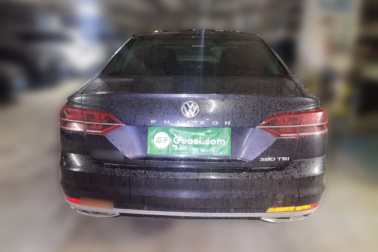 Used Volkswagen Phideon 2018 Revised Version 380TSI Two-Wheel Drive Business Edition Rear