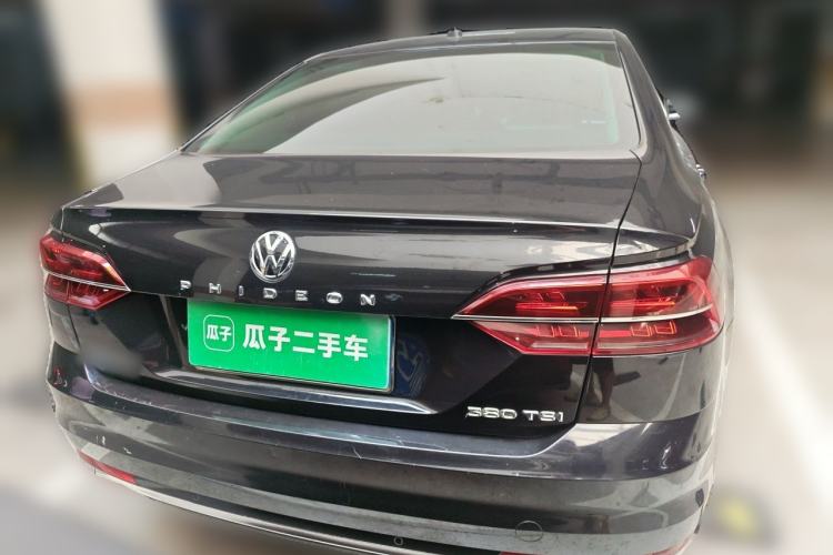 Used Volkswagen Phideon 2018 Revised Version 380TSI Two-Wheel Drive Business Edition Rear