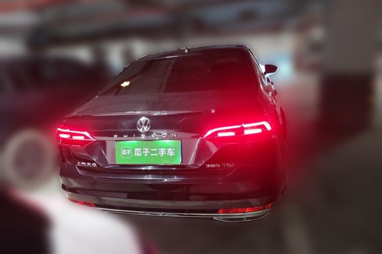 Used Volkswagen Phideon 2018 Revised Version 380TSI Two-Wheel Drive Business Edition Rear