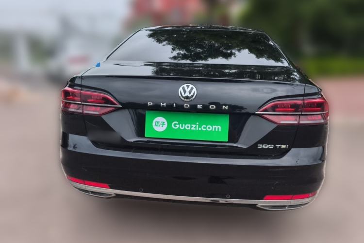 Used Volkswagen Phideon 2018 Revised Version 380TSI Two-Wheel Drive Business Edition Rear