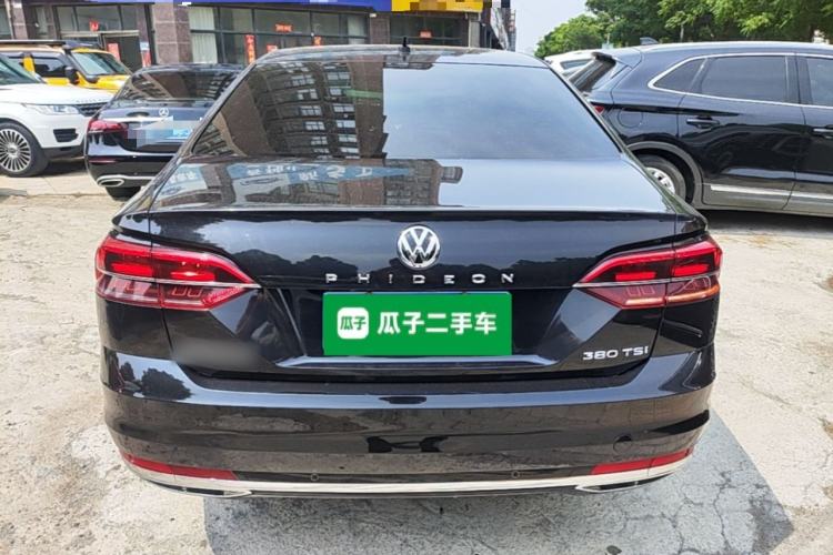 Used Volkswagen Phideon 2018 Revised Version 380TSI Two-Wheel Drive Business Edition Rear