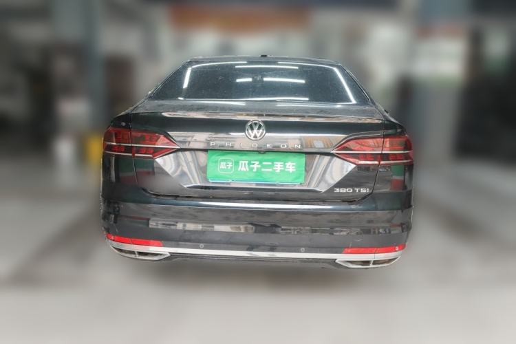 Used Volkswagen Phideon 2018 Revised Version 380TSI Two-Wheel Drive Business Edition Rear