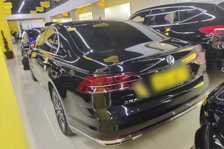 Used Volkswagen Phideon 2018 Revised Version 380TSI Two-Wheel Drive Business Edition Rear Left 45 Deg