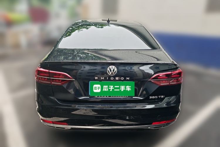 Used Volkswagen Phideon 2018 Revised Version 380TSI Two-Wheel Drive Business Edition Rear