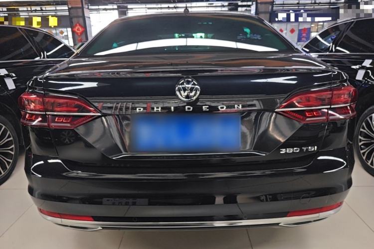 Used Volkswagen Phideon 2018 Revised Version 380TSI Two-Wheel Drive Business Edition Rear