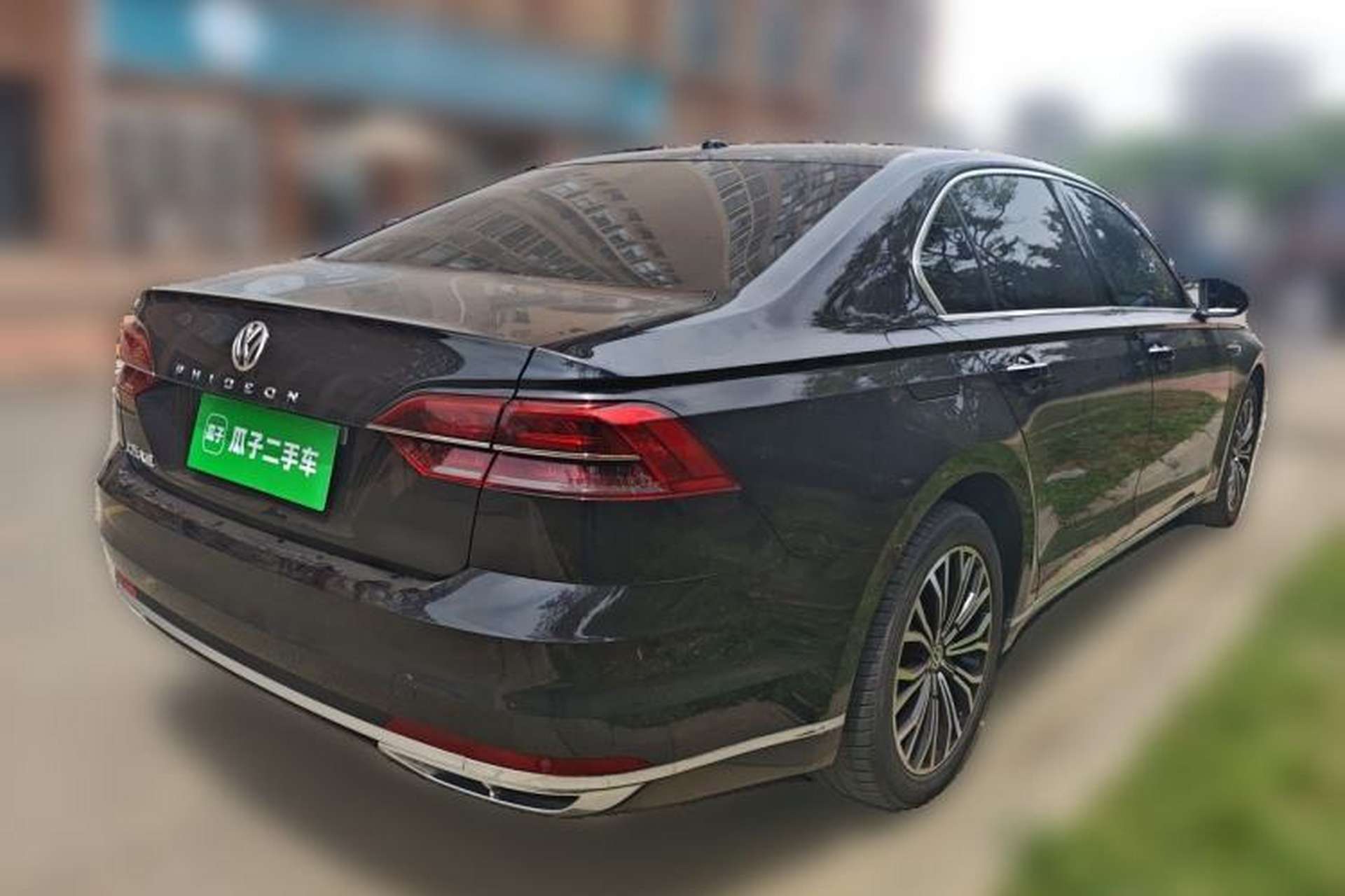 Used Volkswagen Phideon 2018 Revised Version 380TSI Two-Wheel Drive Business Edition Rear Right 45 Deg