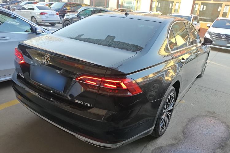 Used Volkswagen Phideon 2018 Revised Version 380TSI Two-Wheel Drive Business Edition Rear Right 45 Deg