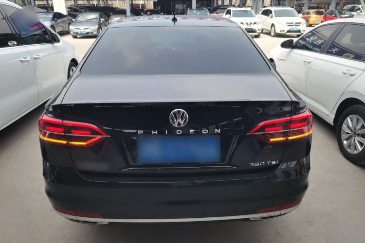Used Volkswagen Phideon 2018 Revised Version 380TSI Two-Wheel Drive Business Edition Rear