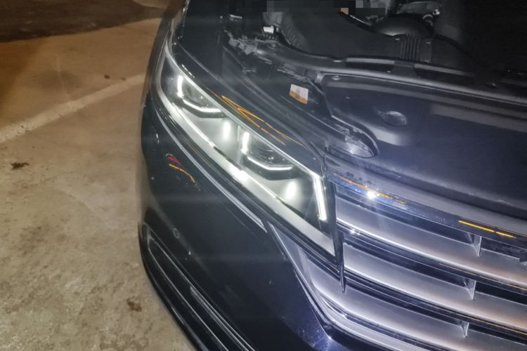 Used Volkswagen Phideon 2018 Revised Version 380TSI Two-Wheel Drive Business Edition Right Front Headlight