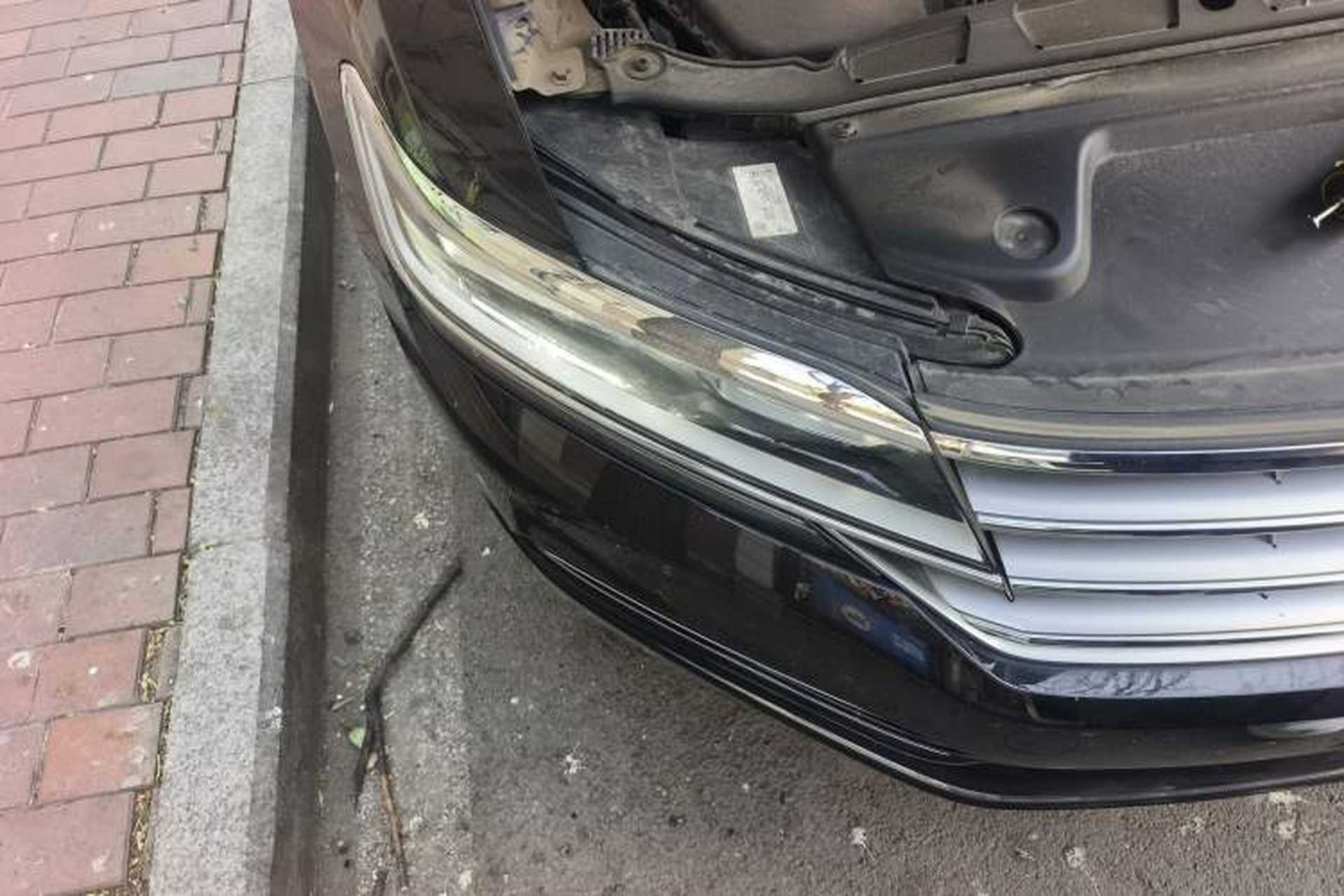 Used Volkswagen Phideon 2018 Revised Version 380TSI Two-Wheel Drive Business Edition Right Front Headlight
