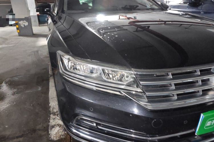 Used Volkswagen Phideon 2018 Revised Version 380TSI Two-Wheel Drive Business Edition Right Front Headlight