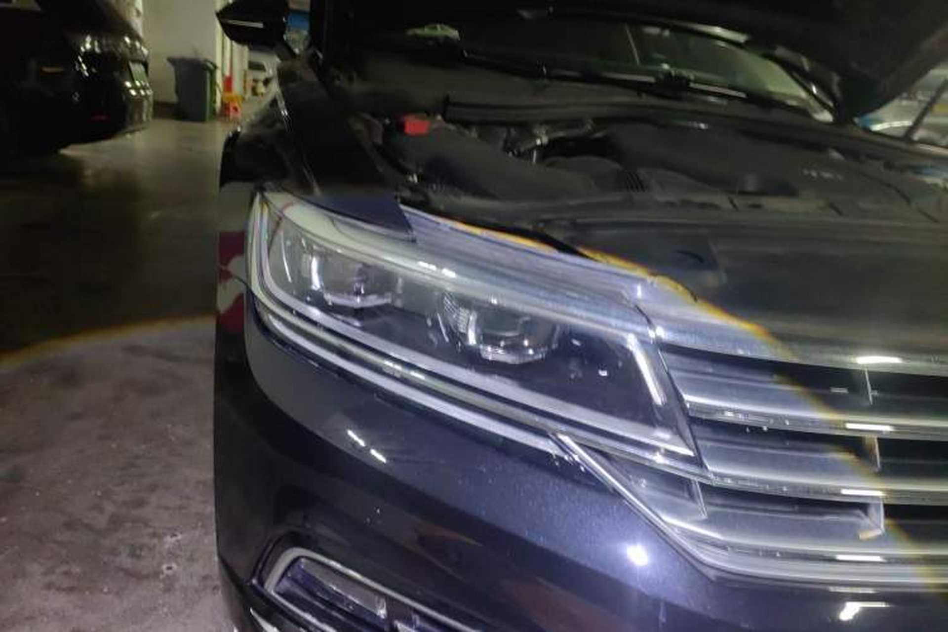 Used Volkswagen Phideon 2018 Revised Version 380TSI Two-Wheel Drive Business Edition Right Front Headlight