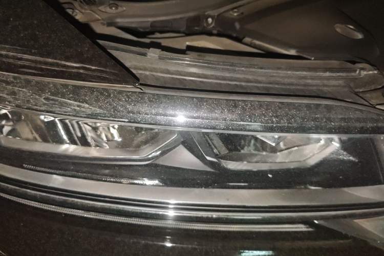 Used Volkswagen Phideon 2018 380TSI Two-Wheel Drive Business Edition Right Front Headlight