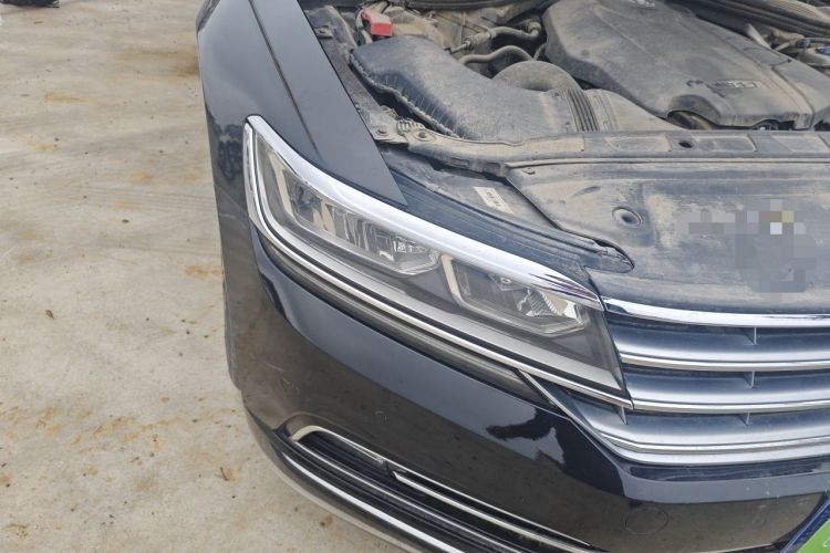 Used Volkswagen Phideon 2018 Revised Version 380TSI Two-Wheel Drive Business Edition Right Front Headlight