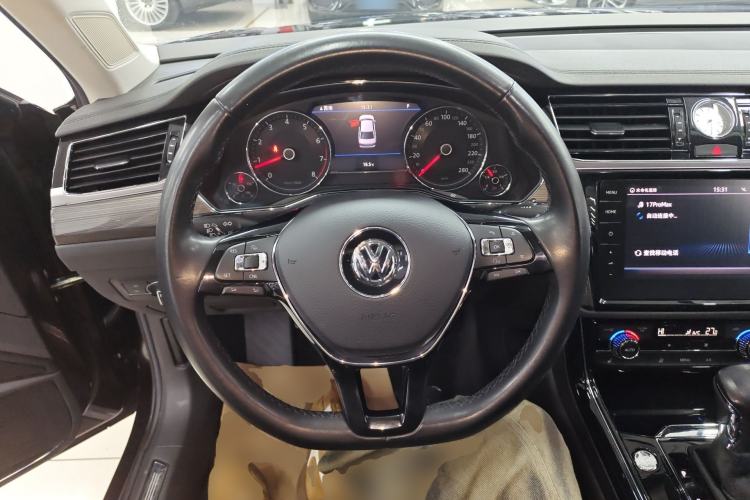 Used Volkswagen Phideon 2018 Revised Version 380TSI Two-Wheel Drive Business Edition
