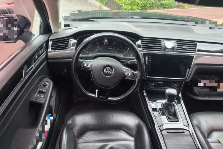 Used Volkswagen Phideon 2018 Revised Version 380TSI Two-Wheel Drive Business Edition Steering Wheel