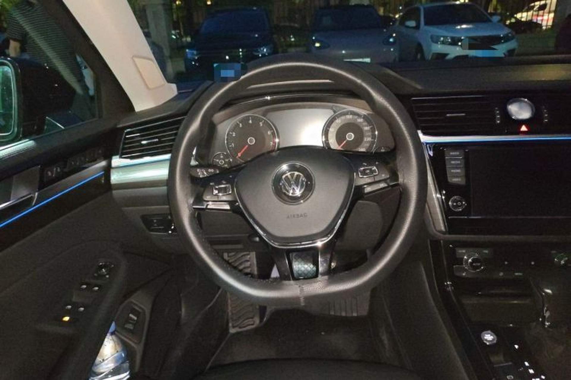 Used Volkswagen Phideon 2018 380TSI Two-Wheel Drive Business Edition Steering Wheel
