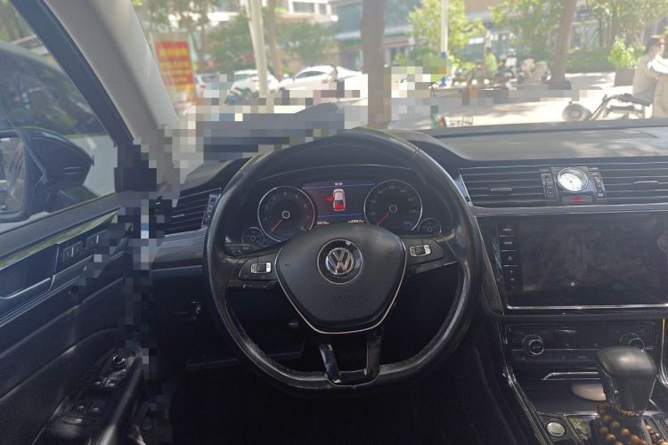 Used Volkswagen Phideon 2018 Revised Version 380TSI Two-Wheel Drive Business Edition Steering Wheel