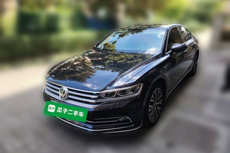 Volkswagen Phideon 2018 Revised Version 380TSI Two-Wheel Drive Business Edition usata Guazi used car, China used car export, Used car for sale, Used cars, Cheapest cars for sale