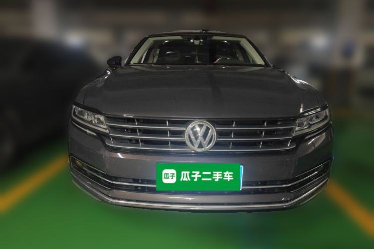 Used Volkswagen Phideon 2018 Revised Version 380TSI Two-Wheel Drive Business Edition Front
