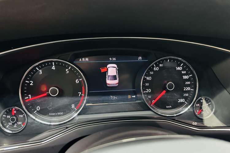 Used Volkswagen Phideon 2018 Revised Version 380TSI Two-Wheel Drive Business Edition Instrument Cluster