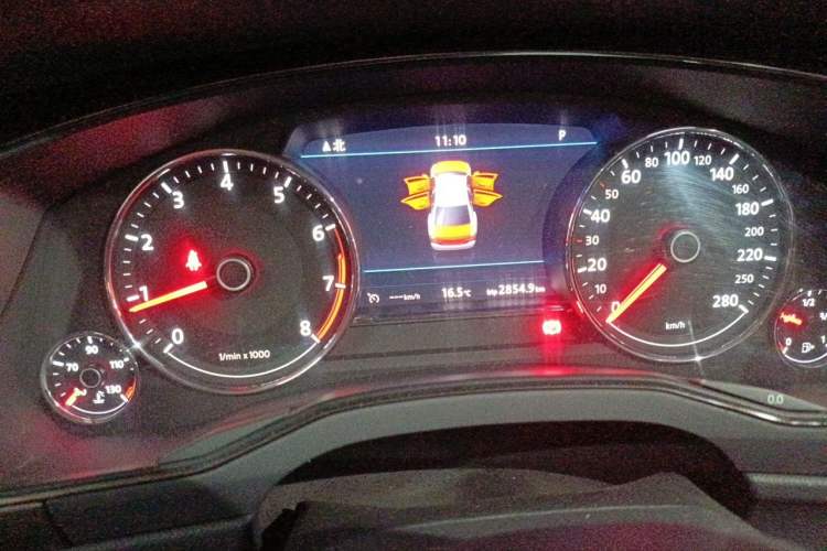 Used Volkswagen Phideon 2018 Revised Version 380TSI Two-Wheel Drive Business Edition Instrument Cluster