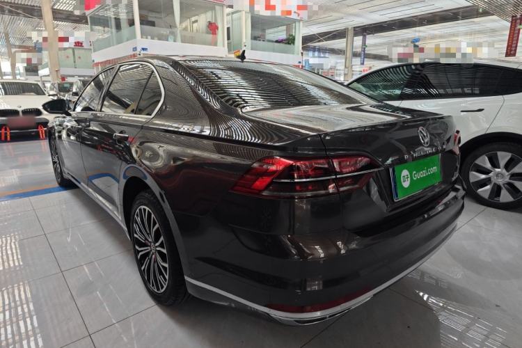 Used Volkswagen Phideon 2018 Revised Version 380TSI Two-Wheel Drive Business Edition Rear Left 45 Deg