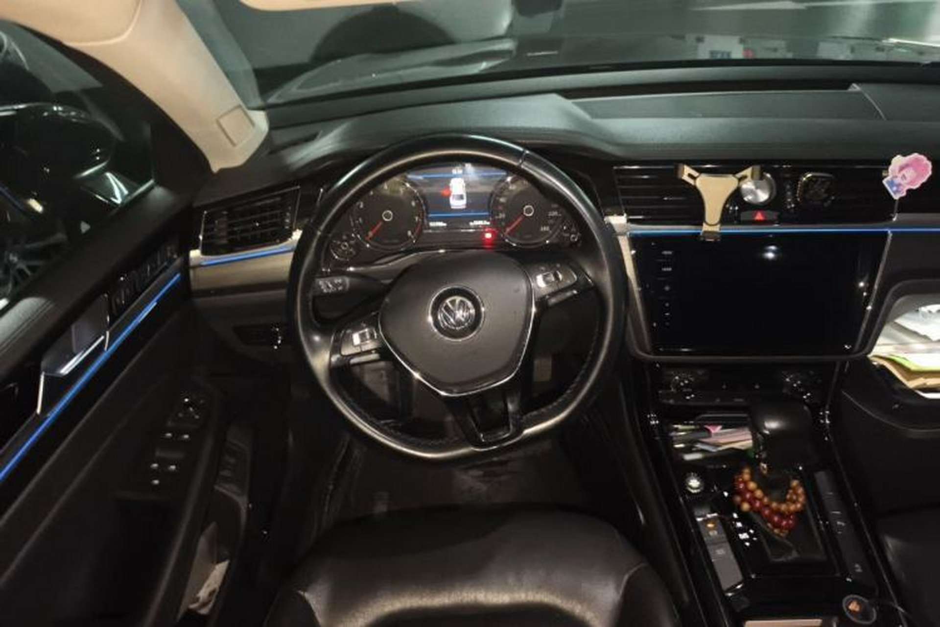 Used Volkswagen Phideon 2018 Revised Version 380TSI Two-Wheel Drive Business Edition Steering Wheel