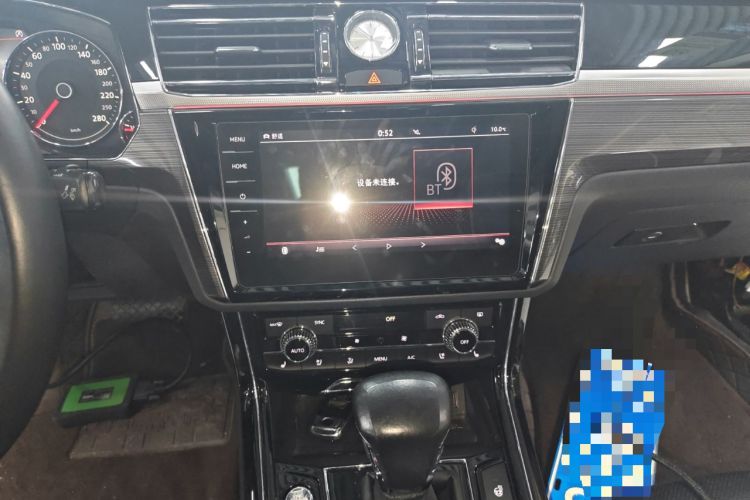 Used Volkswagen Phideon 2018 380TSI Two-Wheel-Drive Flagship Edition Audio And AC Panel