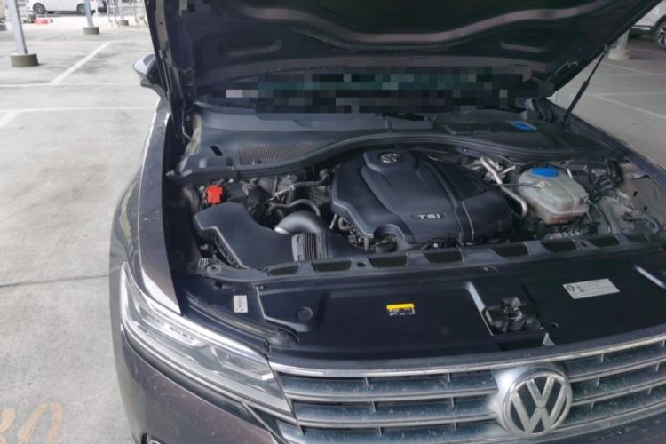 Used Volkswagen Phideon 2018 Revised Version 380TSI Two-Wheel Drive Business Edition Engine Bay Right