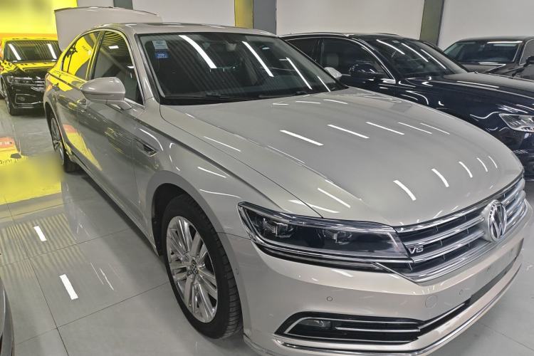 Used Volkswagen Phideon 2018 380TSI Two-Wheel-Drive Flagship Edition Exterior 1