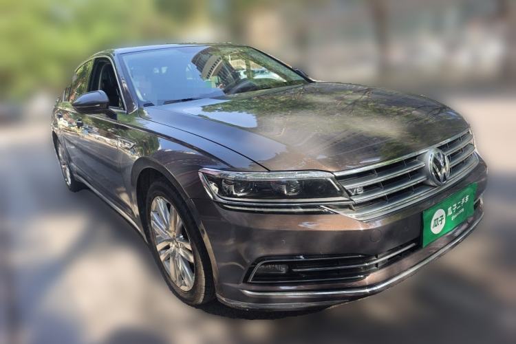 Used Volkswagen Phideon 2018 Revised Version 380TSI Two-Wheel-Drive Flagship Edition Exterior 2
