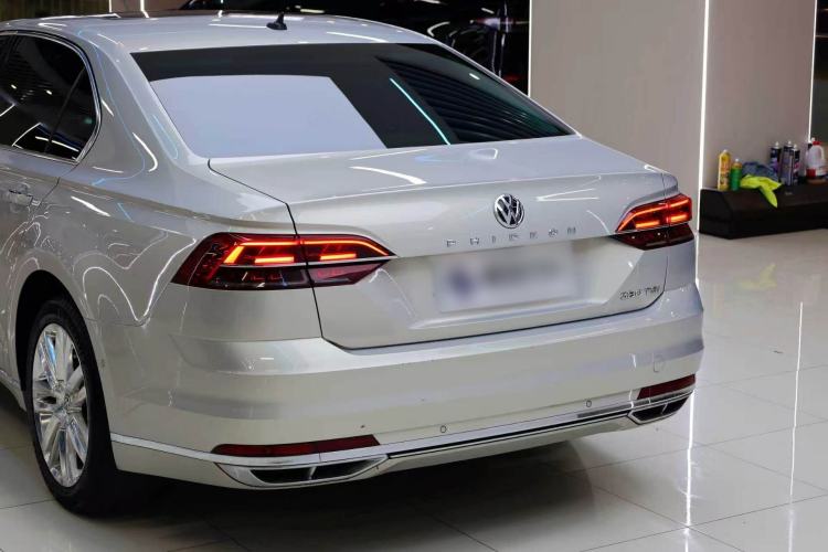Used Volkswagen Phideon 2018 Revised Version 380TSI Two-Wheel-Drive Flagship Edition Exterior 5