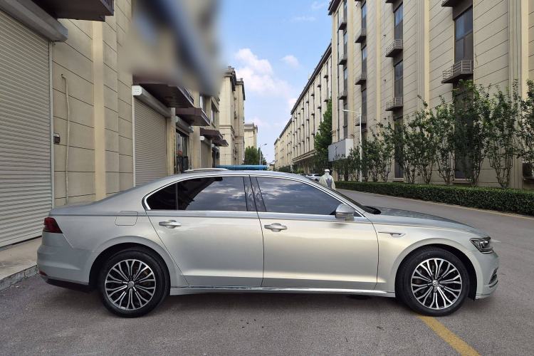 Used Volkswagen Phideon 2018 Revised Version 380TSI Two-Wheel Drive Business Edition Exterior 6
