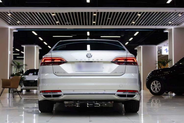 Used Volkswagen Phideon 2018 Revised Version 380TSI Two-Wheel-Drive Flagship Edition Exterior 6