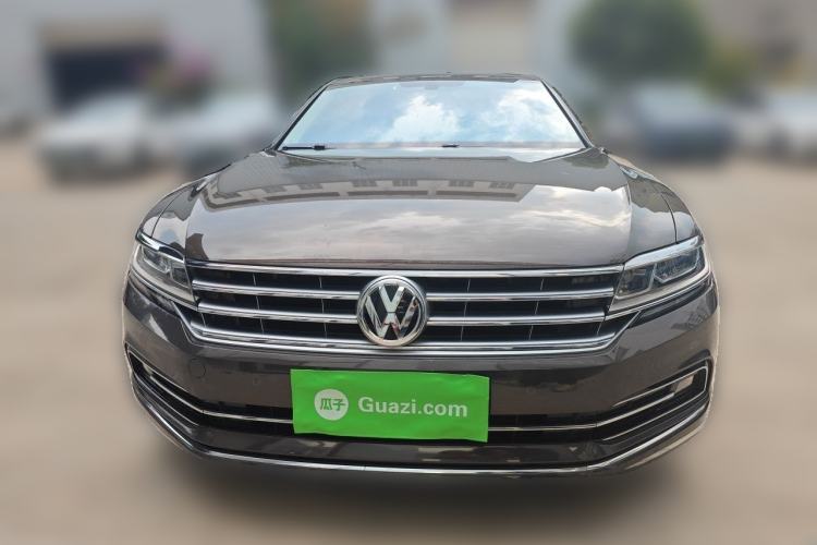 Used Volkswagen Phideon 2018 Revised Version 380TSI Two-Wheel Drive Business Edition Front