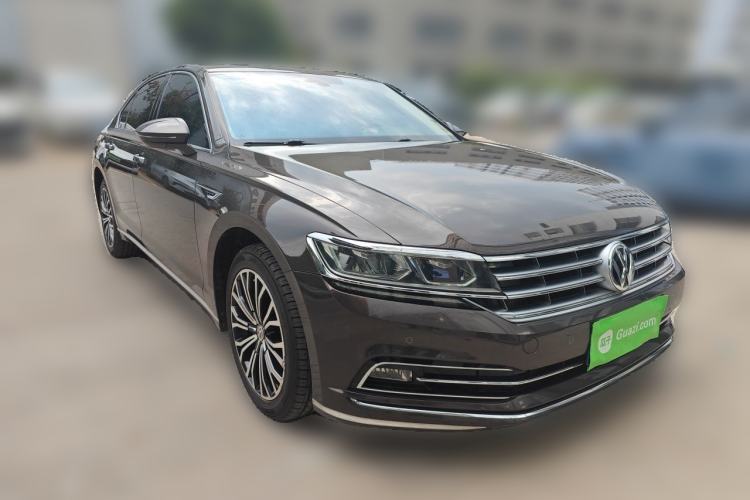 Used Volkswagen Phideon 2018 Revised Version 380TSI Two-Wheel Drive Business Edition Front Right 45 Deg