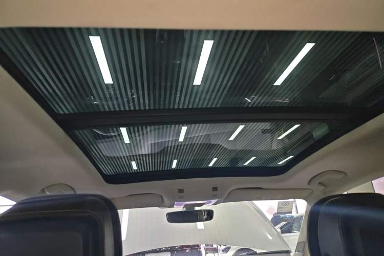 Used Volkswagen Phideon 2018 380TSI Two-Wheel-Drive Flagship Edition Headliner