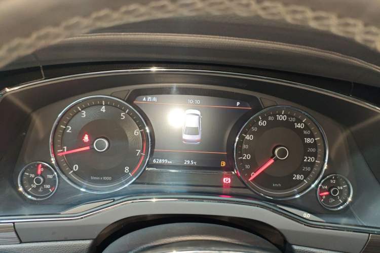 Used Volkswagen Phideon 2018 Revised Version 380TSI Two-Wheel Drive Business Edition Instrument Cluster