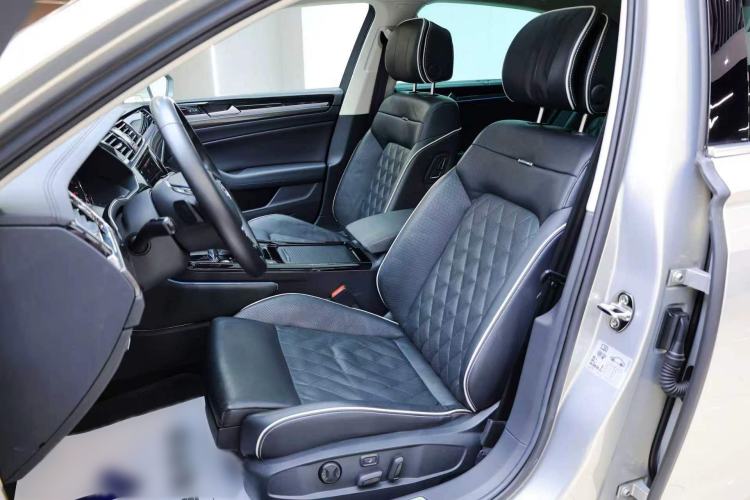 Used Volkswagen Phideon 2018 Revised Version 380TSI Two-Wheel-Drive Flagship Edition Interior 10