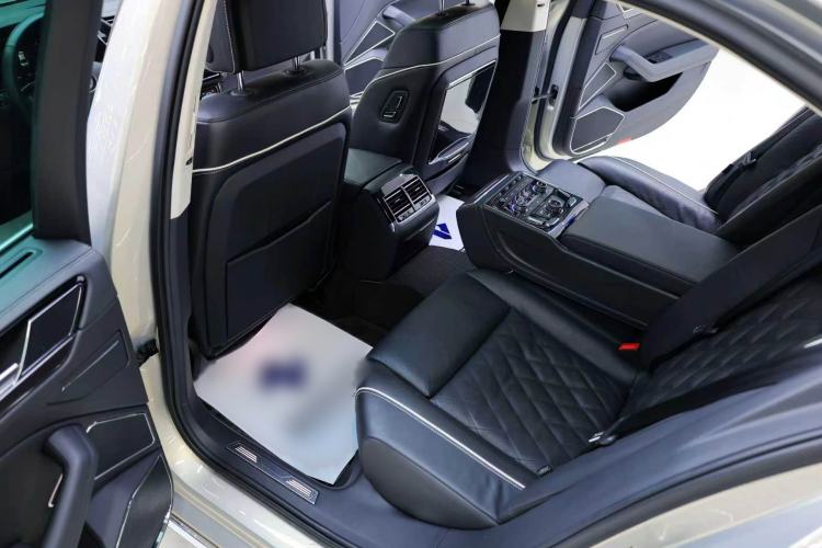 Used Volkswagen Phideon 2018 Revised Version 380TSI Two-Wheel-Drive Flagship Edition Interior 15