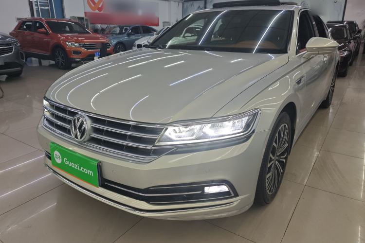 Used Volkswagen Phideon 2018 380TSI Two-Wheel Drive Business Edition Guazi used car, China used car export, Used car for sale, Used  cars, Cheapest cars for sale