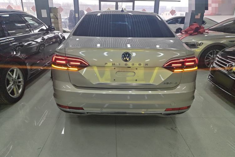 Used Volkswagen Phideon 2018 380TSI Two-Wheel-Drive Flagship Edition Rear