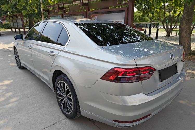 Used Volkswagen Phideon 2018 Revised Version 380TSI Two-Wheel Drive Business Edition Rear Left 45 Deg