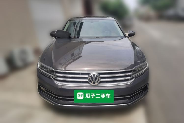 Used Volkswagen Phideon 2018 Revised Version 380TSI Two-Wheel Drive Business Edition Front