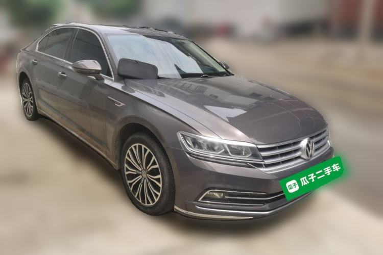 Used Volkswagen Phideon 2018 Revised Version 380TSI Two-Wheel Drive Business Edition Front Right 45 Deg
